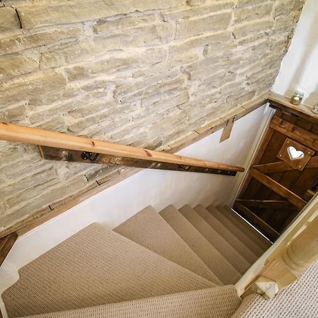 Little Badger Cottage Kirkburton Bagian luar foto